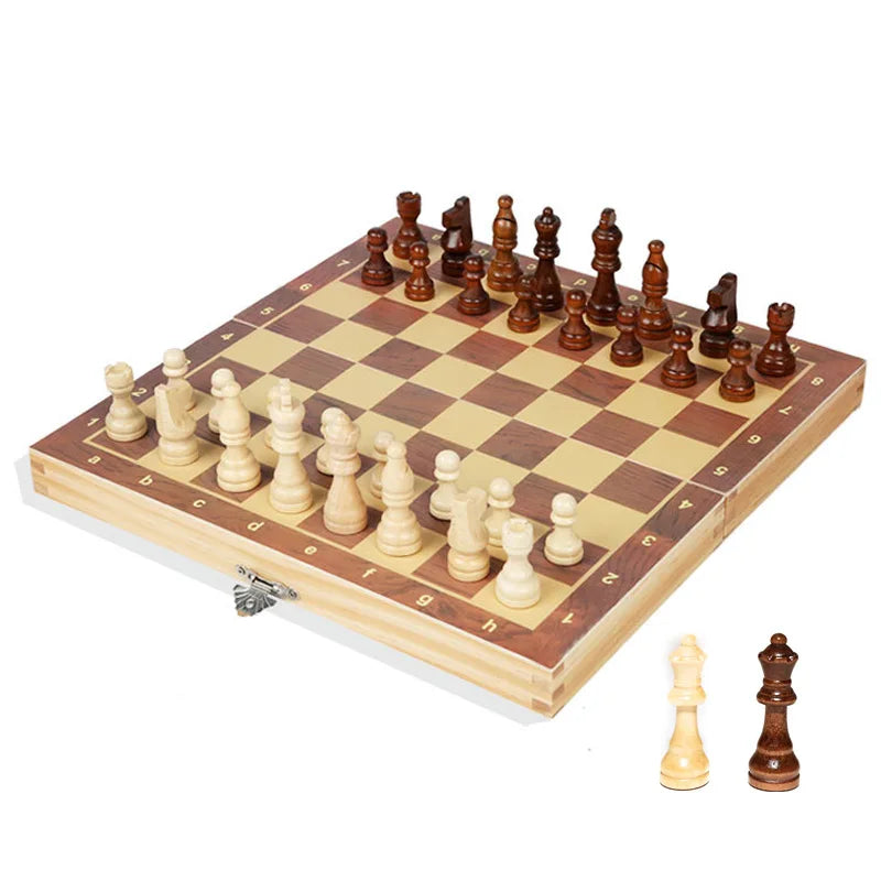 Luxury magnetic chess board